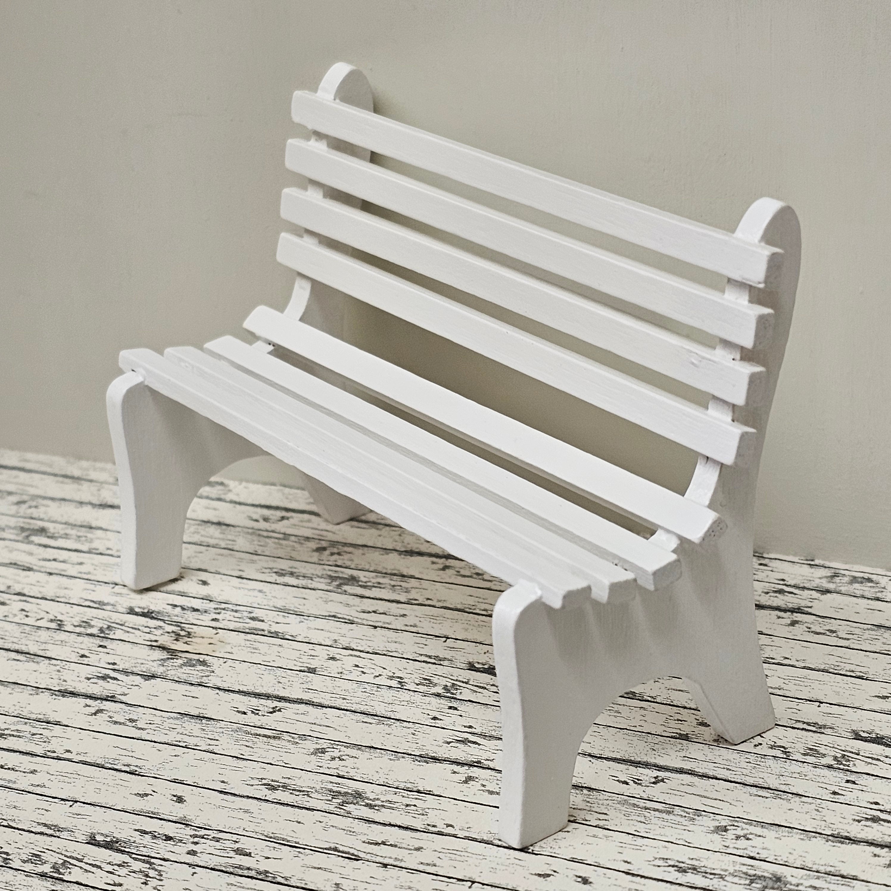 Gartenbank weiss