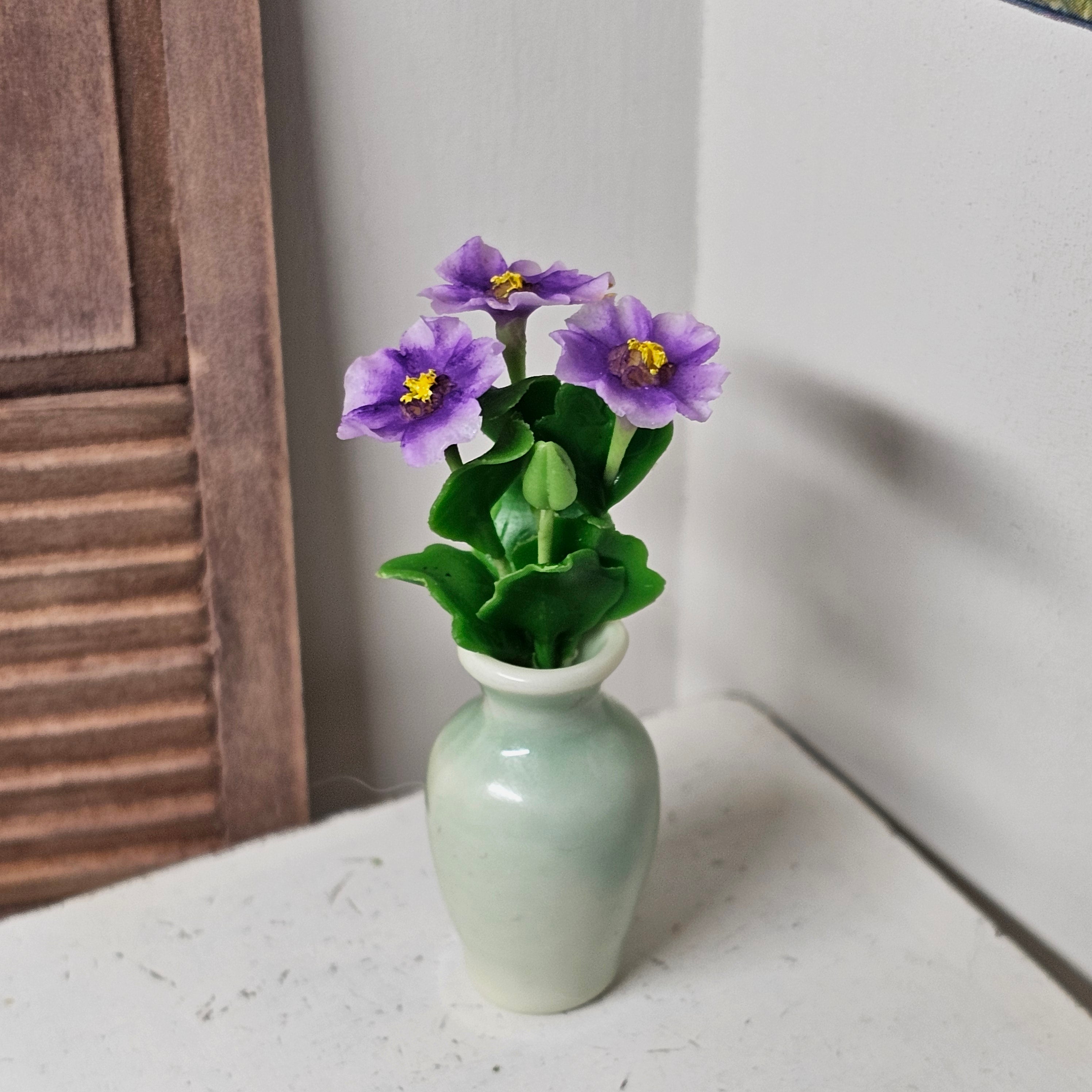 Sträußchen Blumen lila
